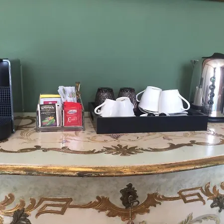 Bed & Breakfast Joy *